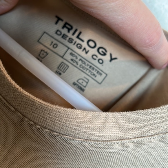 COPY - NWOT Trilogy Design Co. Crown Shirt 👑 - Picture 4 of 5